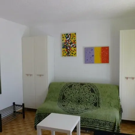Apartment Avec Grande Terrasse *
